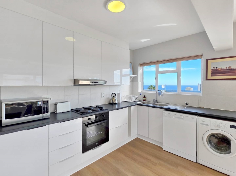 To Let 2 Bedroom Property for Rent in Sea Point Western Cape